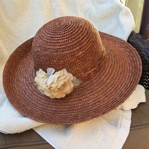 Rust / henna picture hat with roses